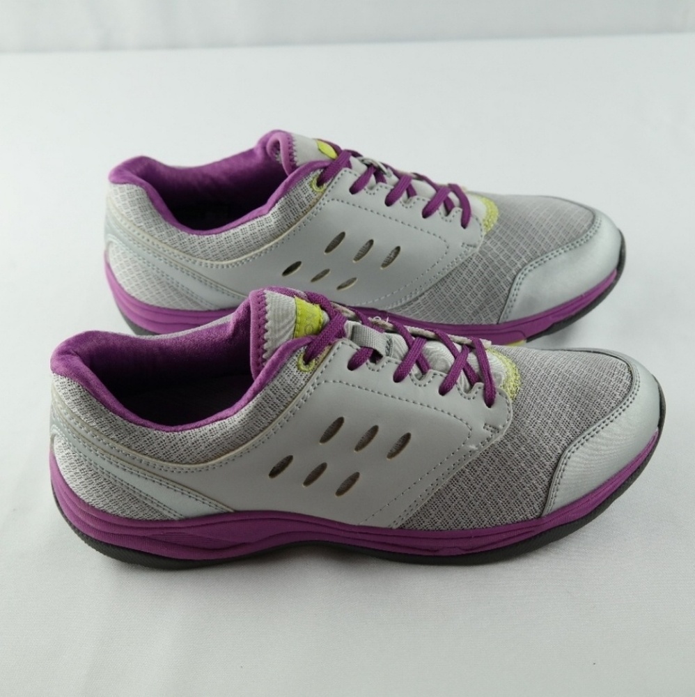 Vionic Venture Sneakers